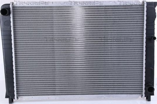 Радиатор охлаждения двигателя Nissens. Артикул 65537A