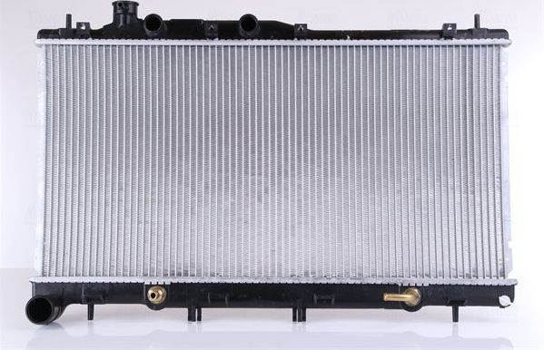 Радиатор охлаждения двигателя Nissens. Артикул 67739