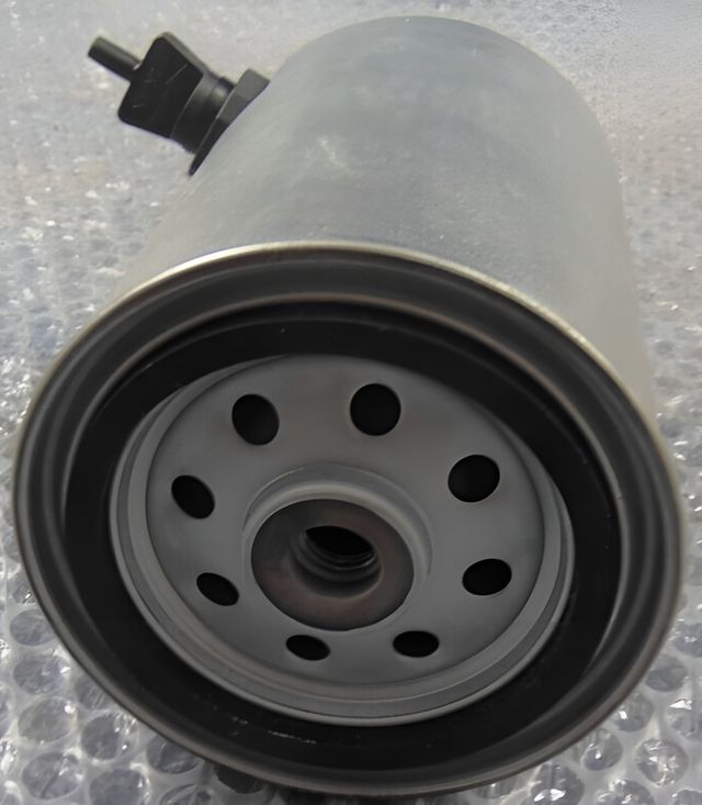 Топливный фильтр Mercedes-Benz. Артикул A6020900552