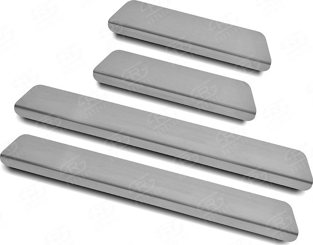 Накладка RusStal на пороги (лист нерж. шлифованный) для Porsche Cayenne III 2017-2026. Артикул PCAYEN17-02