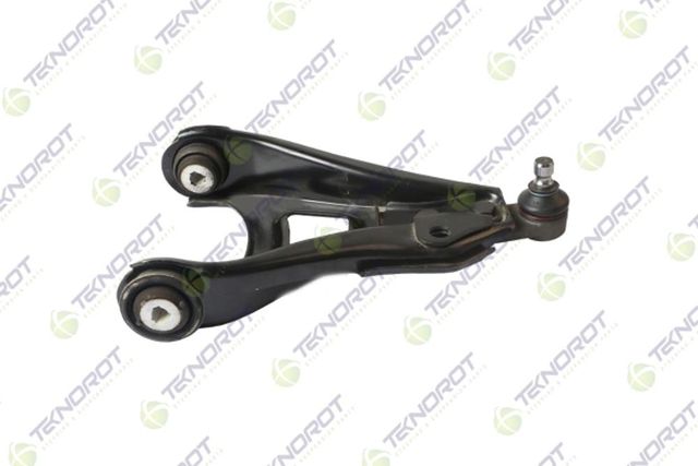 Поперечный рычаг передней подвески Teknorot правый нижний для Nissan Kubistar X76 2003-2026. Артикул R-745