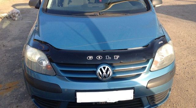 Дефлектор VT52 для капота Volkswagen Golf Plus 2004-2009. Артикул VW32VT