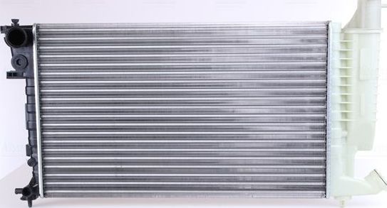 Радиатор охлаждения двигателя Nissens. Артикул 61313