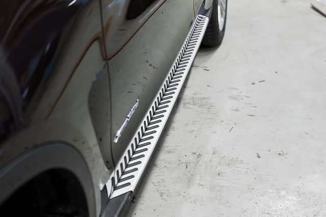 Пороги алюминиевые OEM Оригинальный дизайн для BMW X5 F15 2013-2018. Артикул AVIDSS.BMWX5-F15
