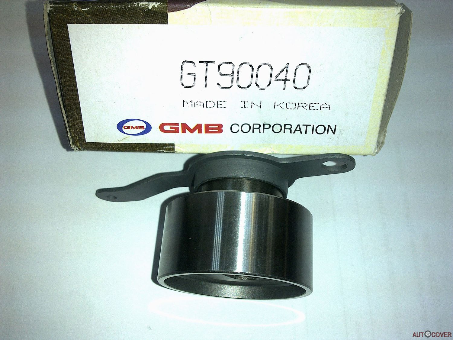 Натяжной ролик (натяжитель) ремня ГРМ GMB. Артикул GT90040