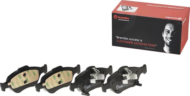 Тормозные колодки Brembo передние для Toyota Yaris III 2013-2014. Артикул P 83 159