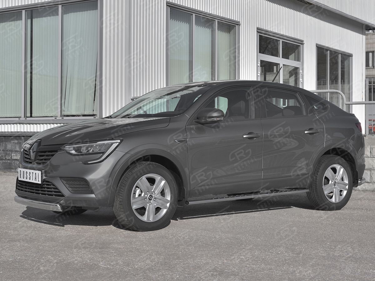 Защита порогов RusStal труба 75х42 овал с проступью для Renault Arkana 2019-2026. Артикул RARO-003317
