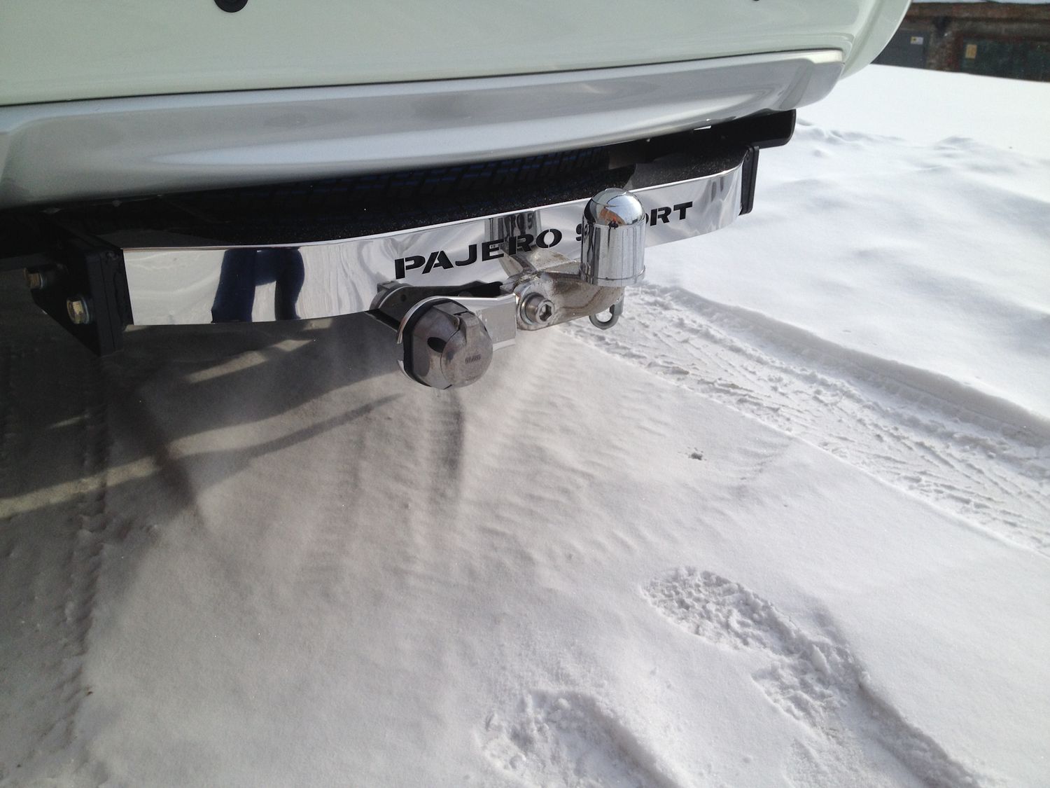 Фаркоп Baltex для Mitsubishi Pajero Sport III до рестайлинга 2016-2020 (с декор. накладкой) Фланцевое крепление. Артикул MP102ANM