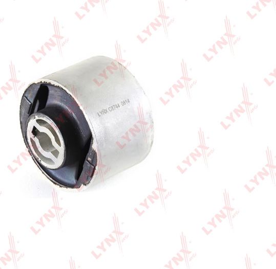 Сайлентблок заднего рычага подвески LYNXauto. Артикул C8744