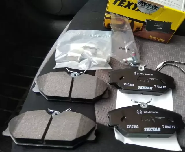 Тормозные колодки Textar Q+. Артикул 2317203