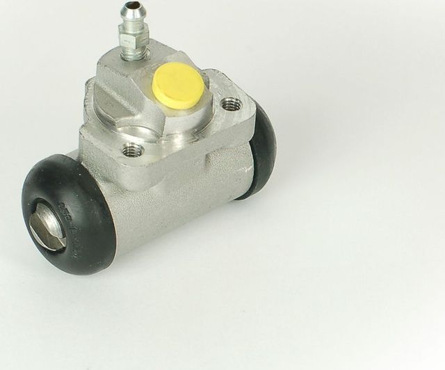 Тормозной цилиндр Ferodo задний для Nissan Stanza I (T11) 1983-1985. Артикул FHW4077