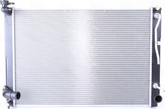 Радиатор охлаждения двигателя Nissens. Артикул 646887