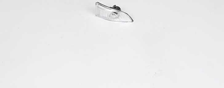 Поворотник (фонарь указателя поворота) BSG. Артикул BSG 75-916-002