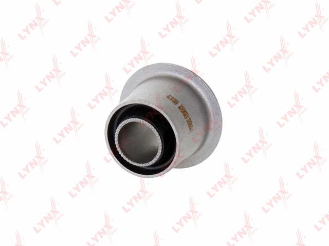 Сайлентблок переднего рычага подвески LYNXauto. Артикул C9172
