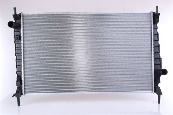 Радиатор охлаждения двигателя Nissens. Артикул 69247