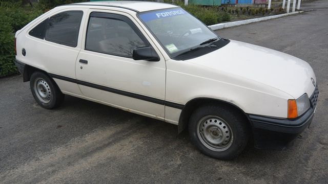 Дефлекторы Heko для окон Opel Kadett E 3-дв.1984-1994. Артикул 25312