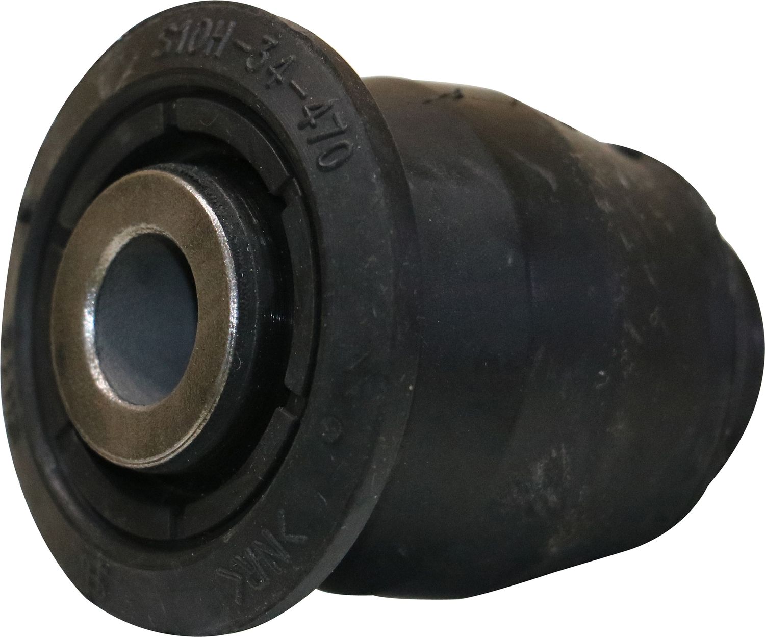 Сайлентблок переднего рычага подвески CTR. Артикул GV0391