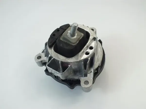 ОПОРА ДВИГАТЕЛЯ RH (Quattro Freni). Артикул QF00A00663