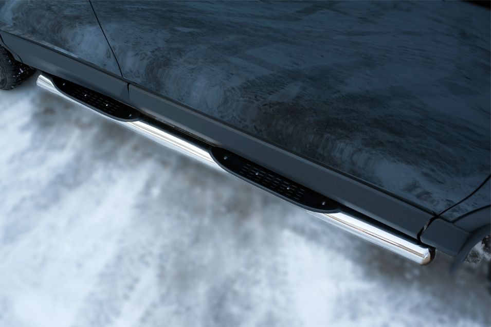 Защита порогов RusStal труба d76 с накладкой (вариант 3) для Toyota RAV4 IV 2015-2019. Артикул TR4T-0021963