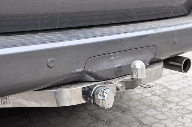 Фаркоп Baltex для Lexus GX 470 2003-2009. (с декор. накладкой) Фланцевое крепление. Артикул Y13aNL