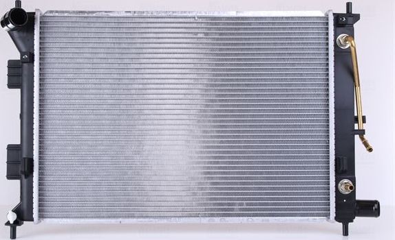 Радиатор охлаждения двигателя Nissens. Артикул 675014