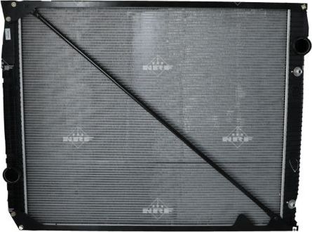 Радиатор охлаждения двигателя NRF для Mercedes-Benz Actros MP2 2002-2008. Артикул 519577