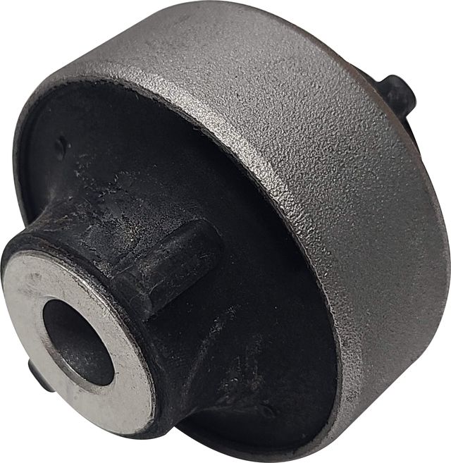 Сайлентблок переднего рычага подвески CTR нижний для Nissan Note I 2006-2012. Артикул GV0671