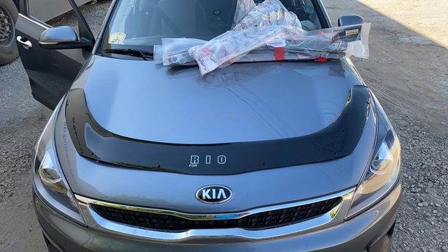 Дефлектор Vip-Tuning для капота Kia Rio IV 2017-2026. Артикул KA54