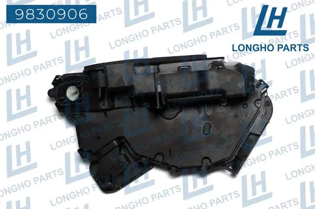 Замок двери / AUDI/SEAT/SKODA/VOLKSWAGEN Tiguan, Toledo, Octavia 5TB8 (Longho). Артикул 9830906