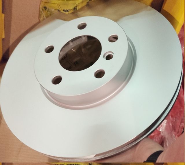 Тормозной диск Textar Pro+ передний для BMW X6 II (F16) 2014-2019. Артикул 92160805