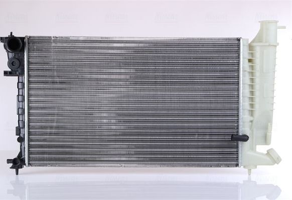 Радиатор охлаждения двигателя Nissens ** FIRST FIT **. Артикул 63578A