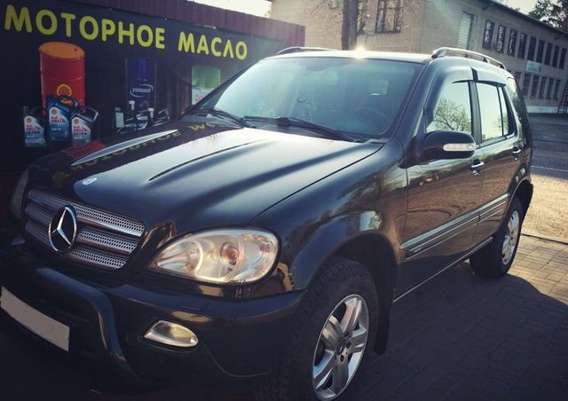 Дефлекторы V-Star для окон Mercedes-Benz M-Класс (ML) W163 1996-2005. Артикул D21040