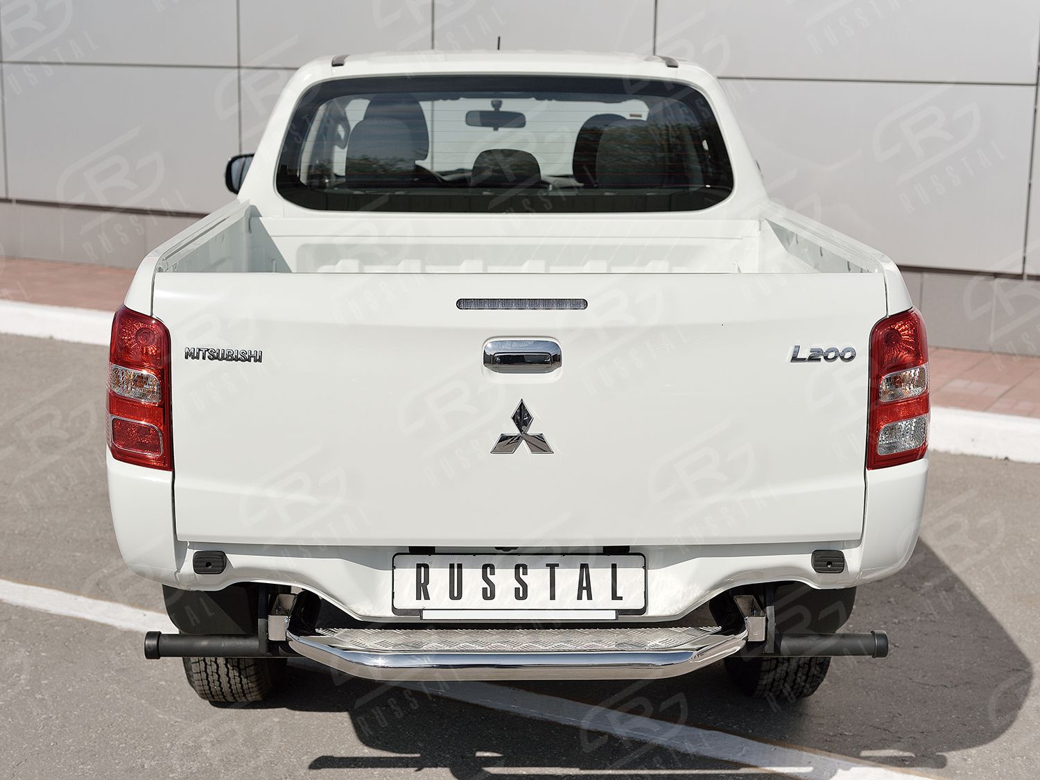 Защита РусCталь заднего бампера Ф63 с листом (Лист алюм, проф.сталь)(вариант 2) для Mitsubishi L200 V 2015-2019. Артикул ML2Z-0022532