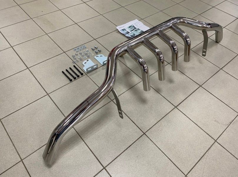 Защита Tamsan переднего бампера d60 изогнутая с грилем для Toyota Land Cruiser Prado 120 2002-2009. Артикул TCGKRT70TOT.08.09