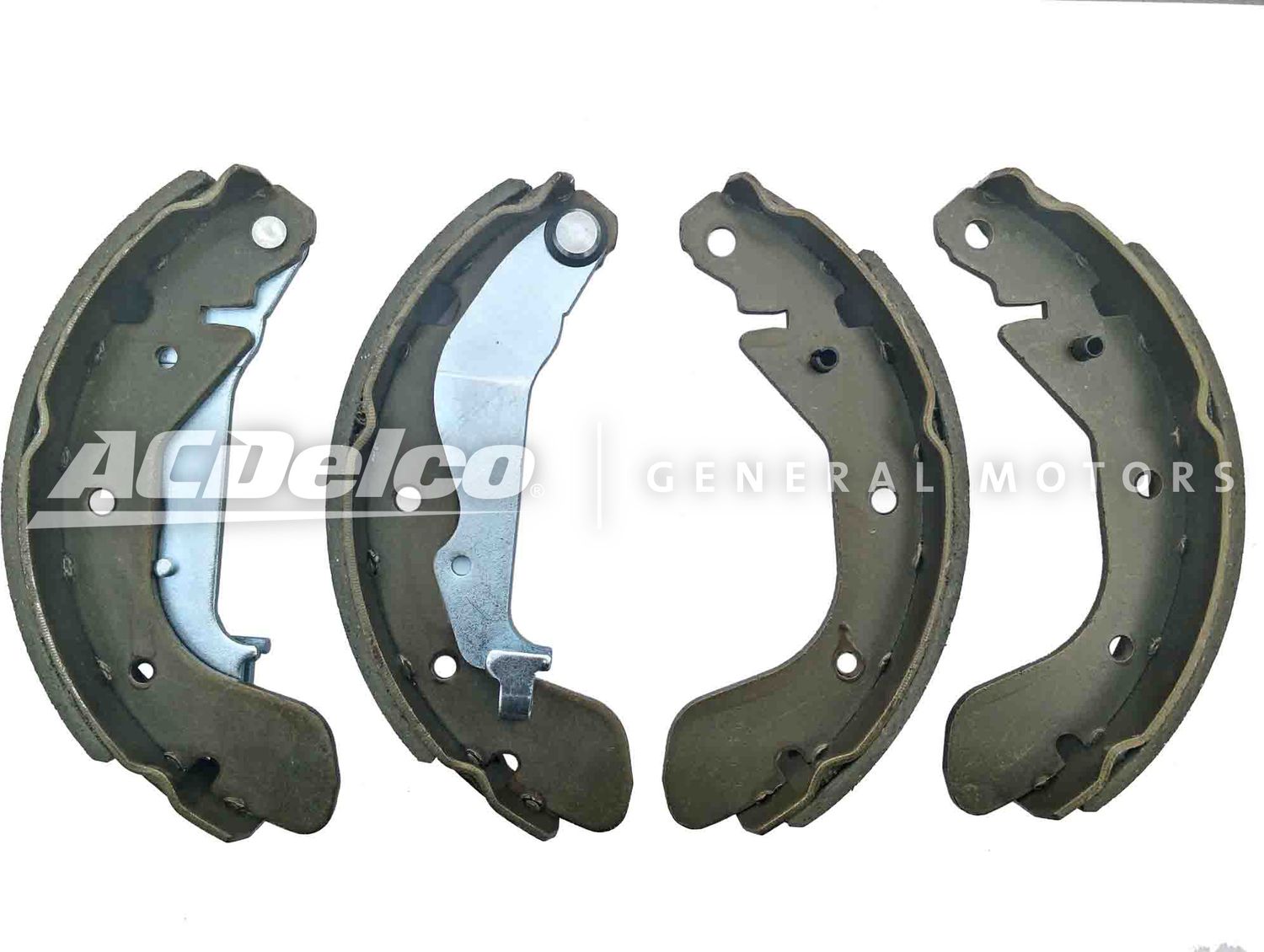 Тормозные колодки ACDelco. Артикул 19372231