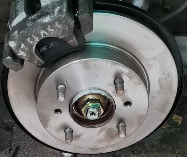 Тормозной диск Miles. Артикул K010046