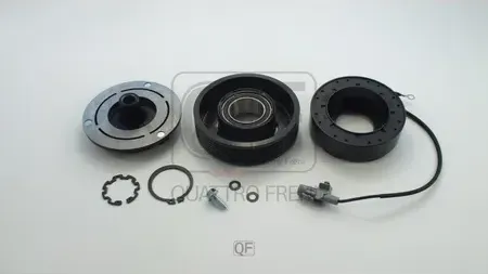 Муфта компрессора кондиционера (Quattro Freni). Артикул QF80Q00073