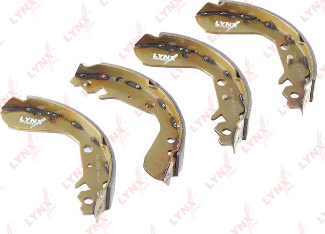 Тормозные колодки LYNXauto. Артикул BS-3404