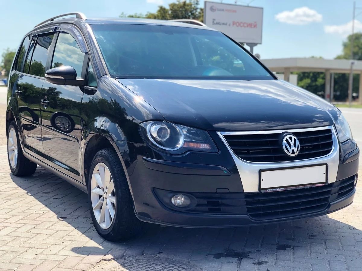 Дефлекторы V-Star для окон Volkswagen Touran 2003-2010. Артикул D17055