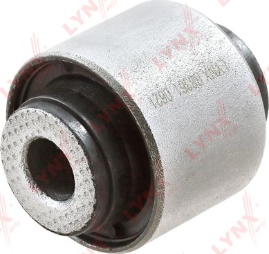 Сайлентблок заднего рычага подвески LYNXauto. Артикул B8361