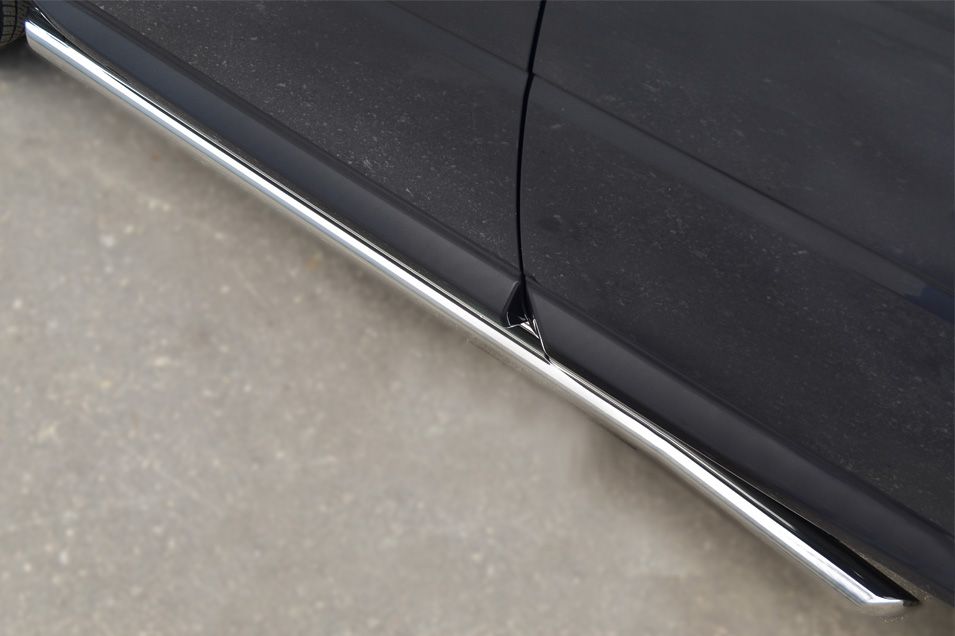 Защита порогов RusStal труба d63 (вариант 1) для Land Rover Freelander II 2013-2014. Артикул LFRT-0014931