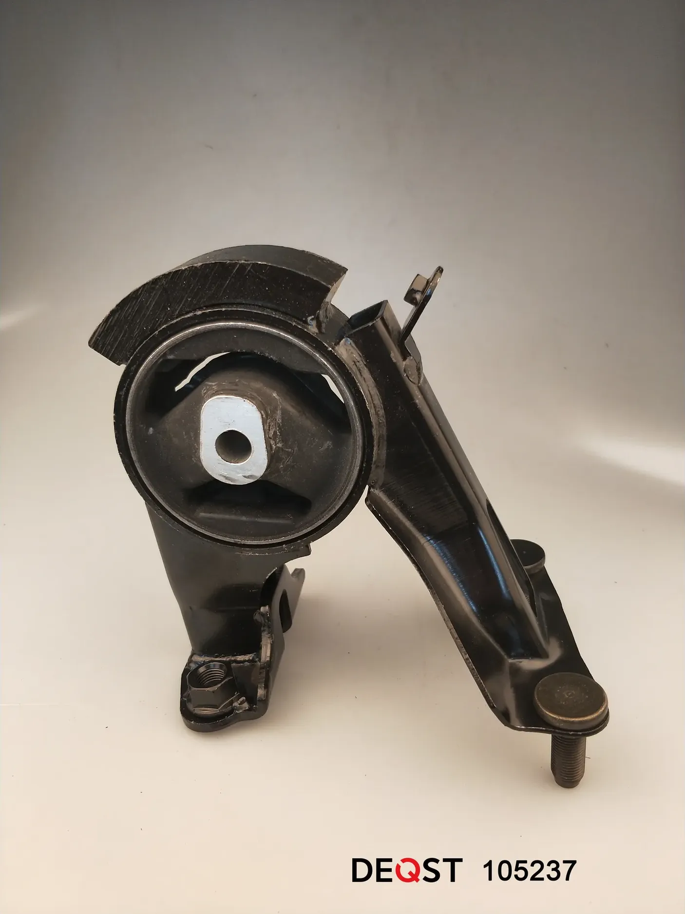 Опора Двигателя (105237) (Deqst). Артикул 105237