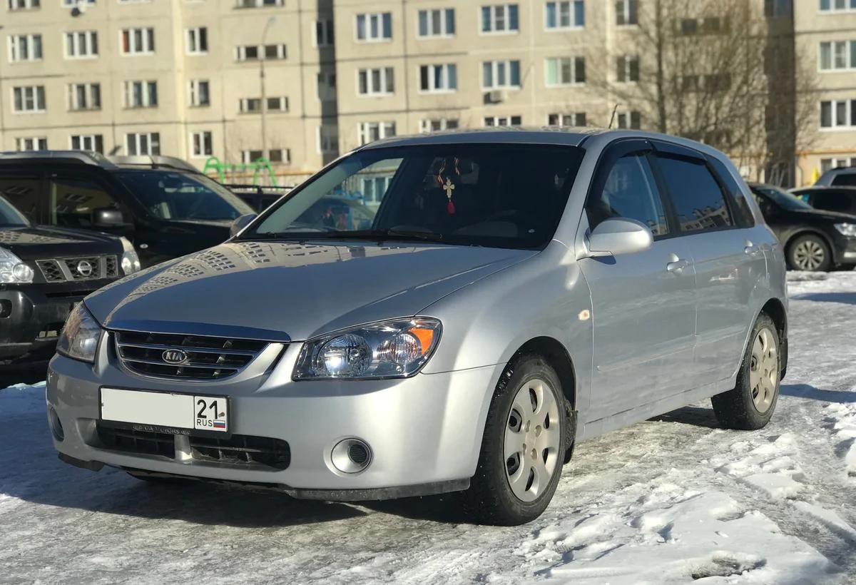 Дефлекторы окон Сobra для Kia Cerato I хэтчбек 2004-2008. Артикул K13204