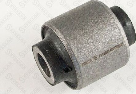 Сайлентблок переднего рычага подвески Stellox. Артикул 77-00545-SX