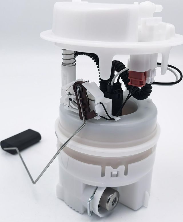 ТОПЛИВНЫЙ БЕНЗОНАСОС В СБОРЕ CITROEN/PEUGEOT 206 HATCHBACK (2A/C) 1.1 (Achr). Артикул EFM1290805