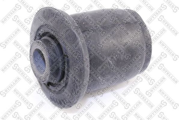 Сайлентблок переднего рычага подвески Stellox. Артикул 87-71060-SX