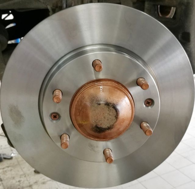 Тормозной диск Textar. Артикул 92203800