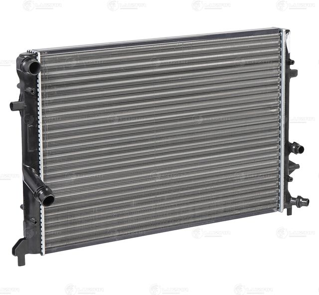 Радиатор охлаждения двигателя Luzar для Skoda Yeti I 2009-2015. Артикул LRc 1814
