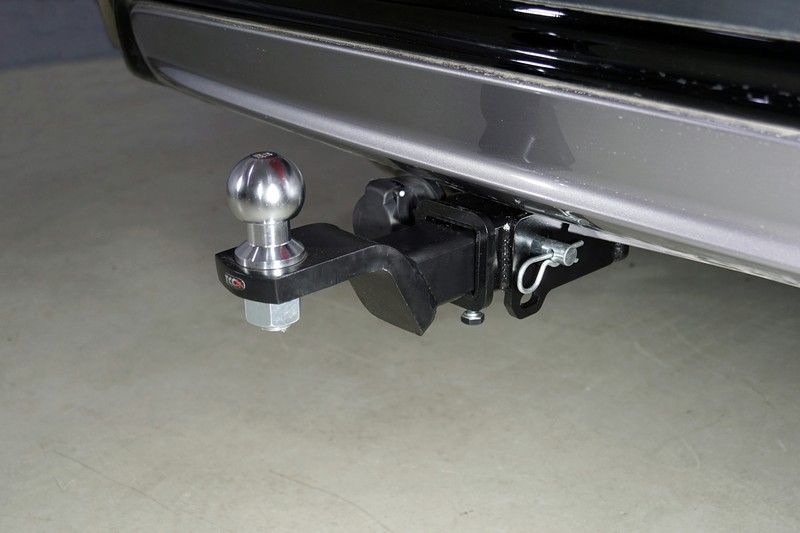 Фаркоп ТСС оцинкованный под американский квадрат для Geely Tugella 2020-2026. Артикул TCU00173