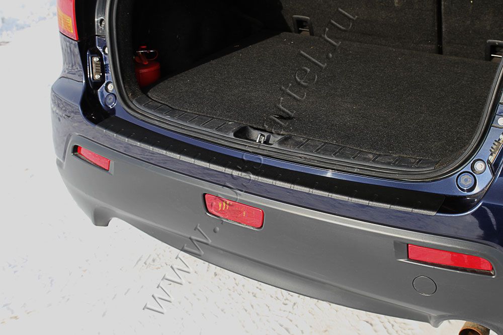 Накладка Русская Артель на задний бампер для Mitsubishi ASX I 2010-2013 дорестайлинг. Артикул NMASX-009802